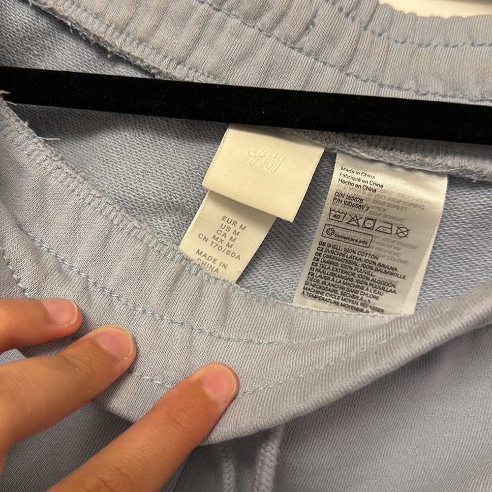 Shorts - Picture 2 of 2